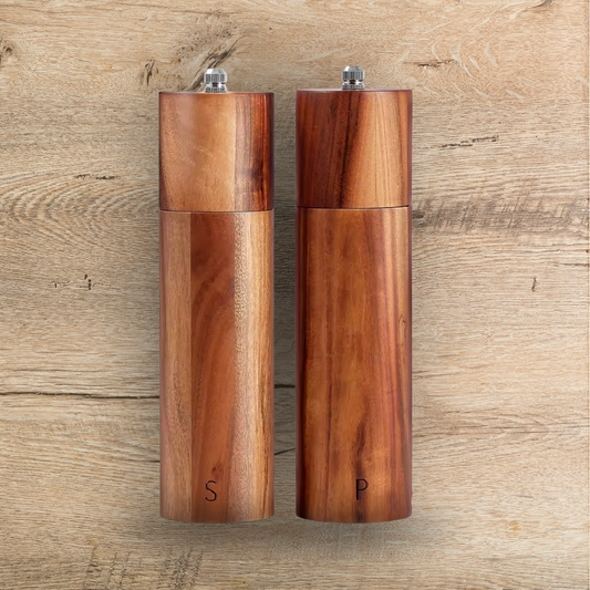 Pfeffer und Salzmühle aus Akazienholz